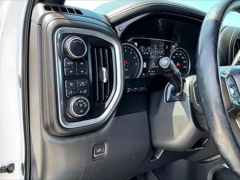 Used 2019 Chevrolet Silverado 1500 High Country w/ Technology Package image 30