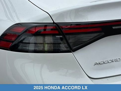 Certified 2025 Honda Accord LX image 29