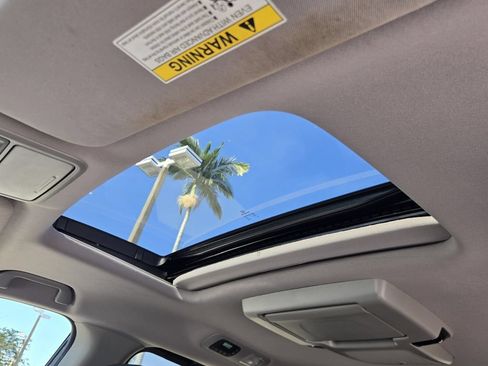 Certified 2024 Honda Odyssey Touring image 18