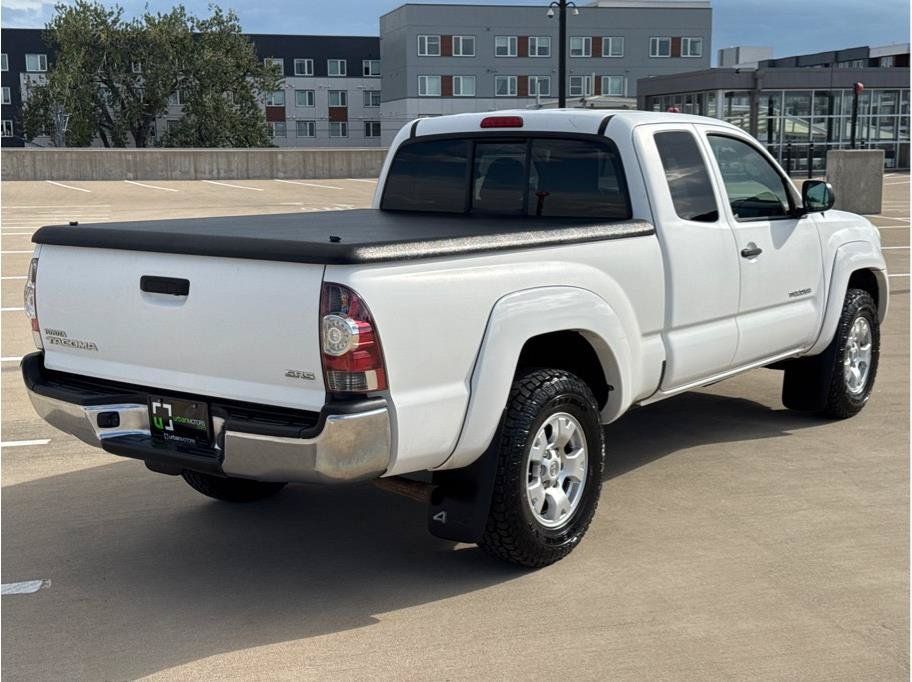 Used 2011 Toyota Tacoma 4x4 Access Cab w/ SR5 Pkg #2 image 8