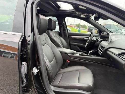 Used 2025 Cadillac CT5 Premium Luxury RWD image 38