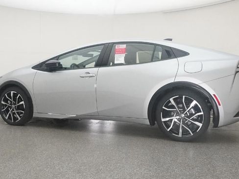 New 2026 Toyota Prius Plug-In Hybrid image 42