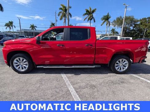 Used 2020 Chevrolet Silverado 1500 Custom w/ Custom Value Package image 4