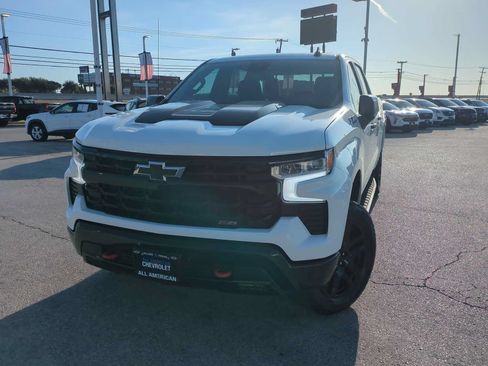 Used 2024 Chevrolet Silverado 1500 LT Trail Boss AWD/4WD image 1