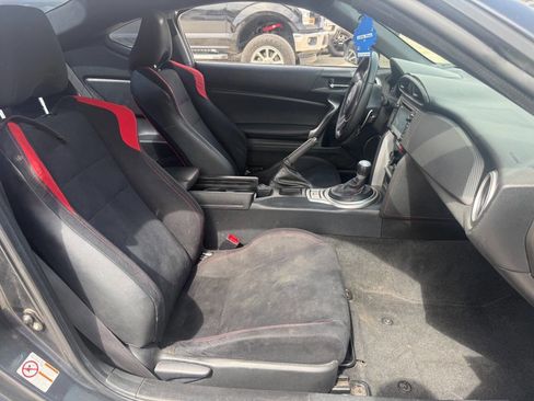 Used 2015 Scion FR-S image 24