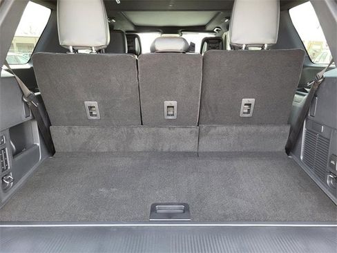 New 2026 Ford Expedition Tremor image 9