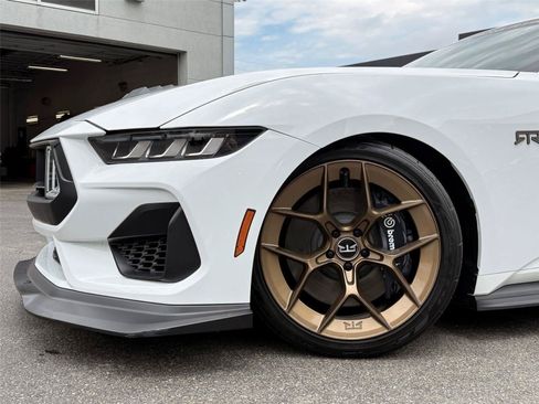 Used 2025 Ford Mustang GT Premium w/ GT Performance Package RWD image 3