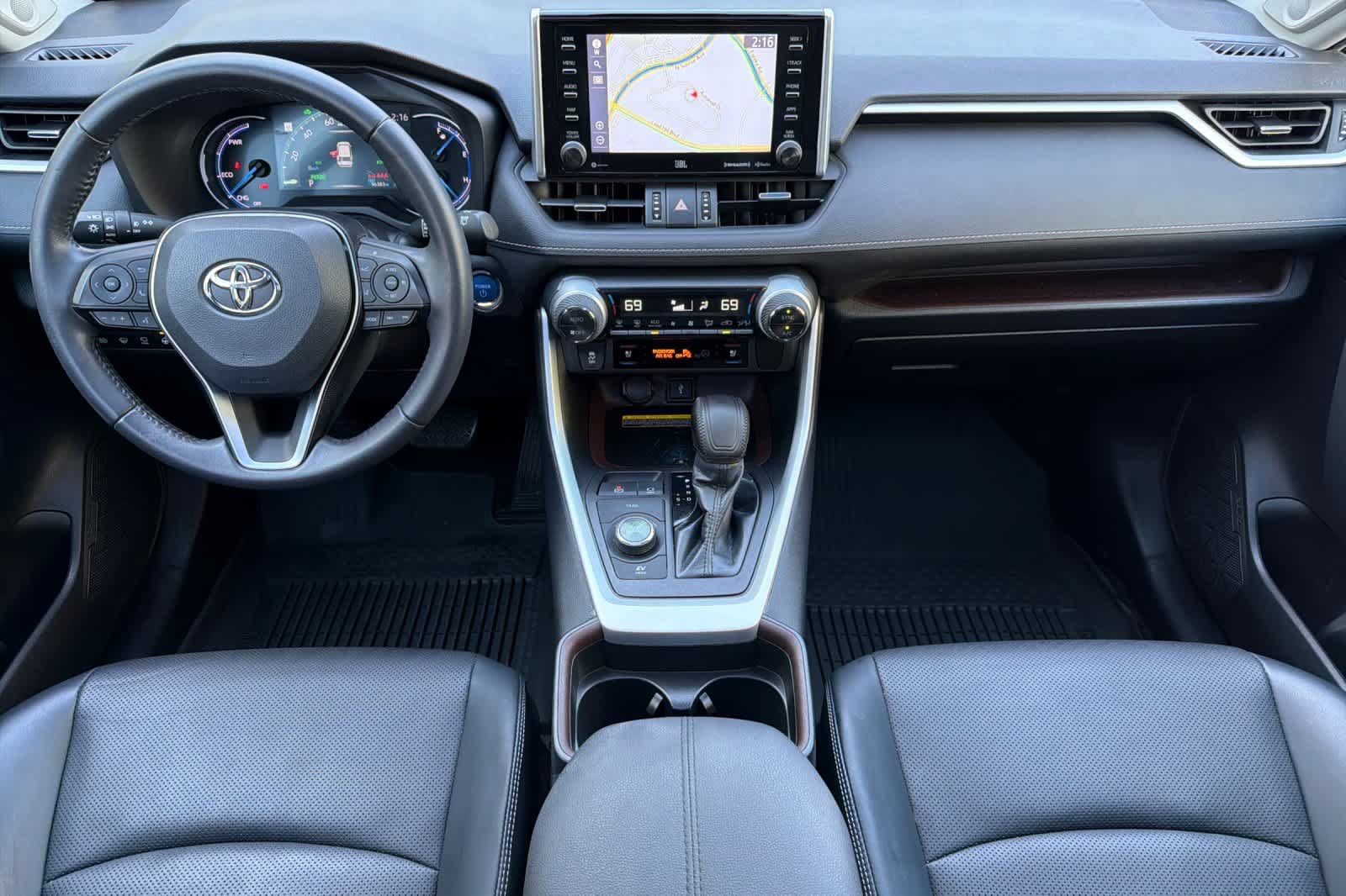 Used 2021 Toyota RAV4 Limited AWD/4WD image 3