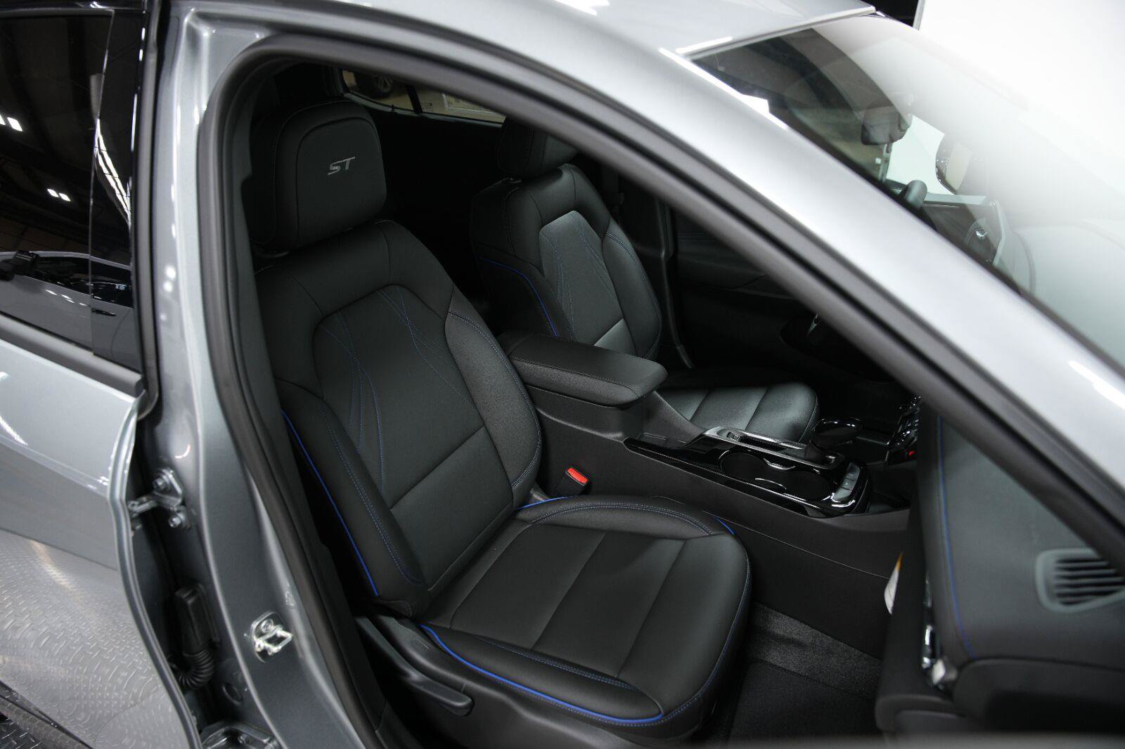 New 2026 Buick Envista Sport Touring FWD image 20