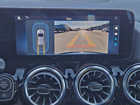 Certified 2025 Mercedes-Benz GLA 250 image 19