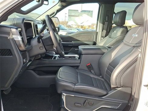 New 2026 Ford F250 Platinum image 9