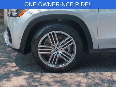Used 2025 Mercedes-Benz GLS 450 4MATIC image 10