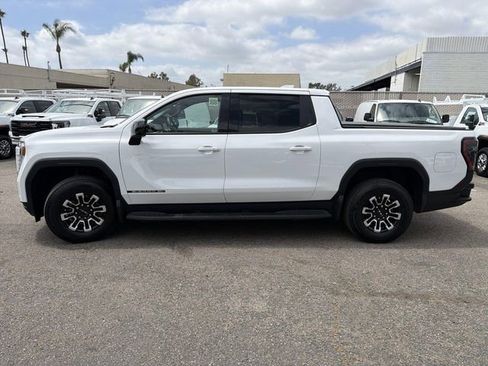 Used 2026 GMC Sierra EV Elevation AWD/4WD image 7