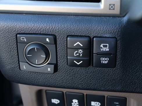 Certified 2021 Lexus GX 460 Luxury w/ Accessory Package image 15