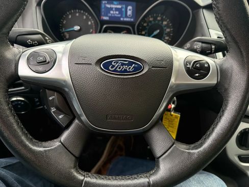 Used 2014 Ford Focus SE w/ Equipment Group 201A image 11