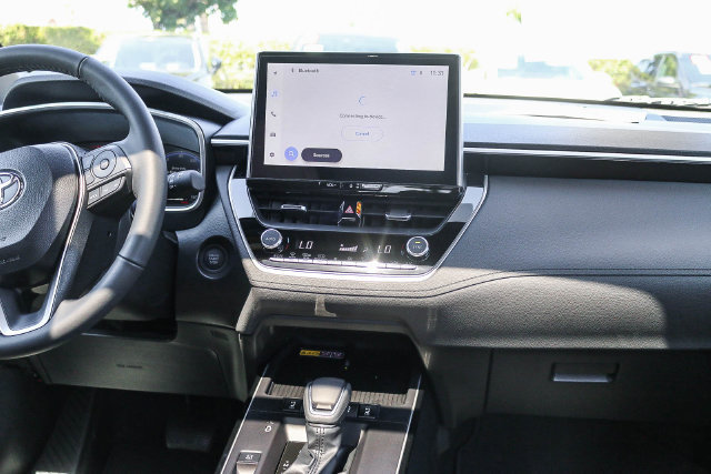 Used 2026 Toyota Corolla Cross XLE w/ Convenience Package FWD image 17