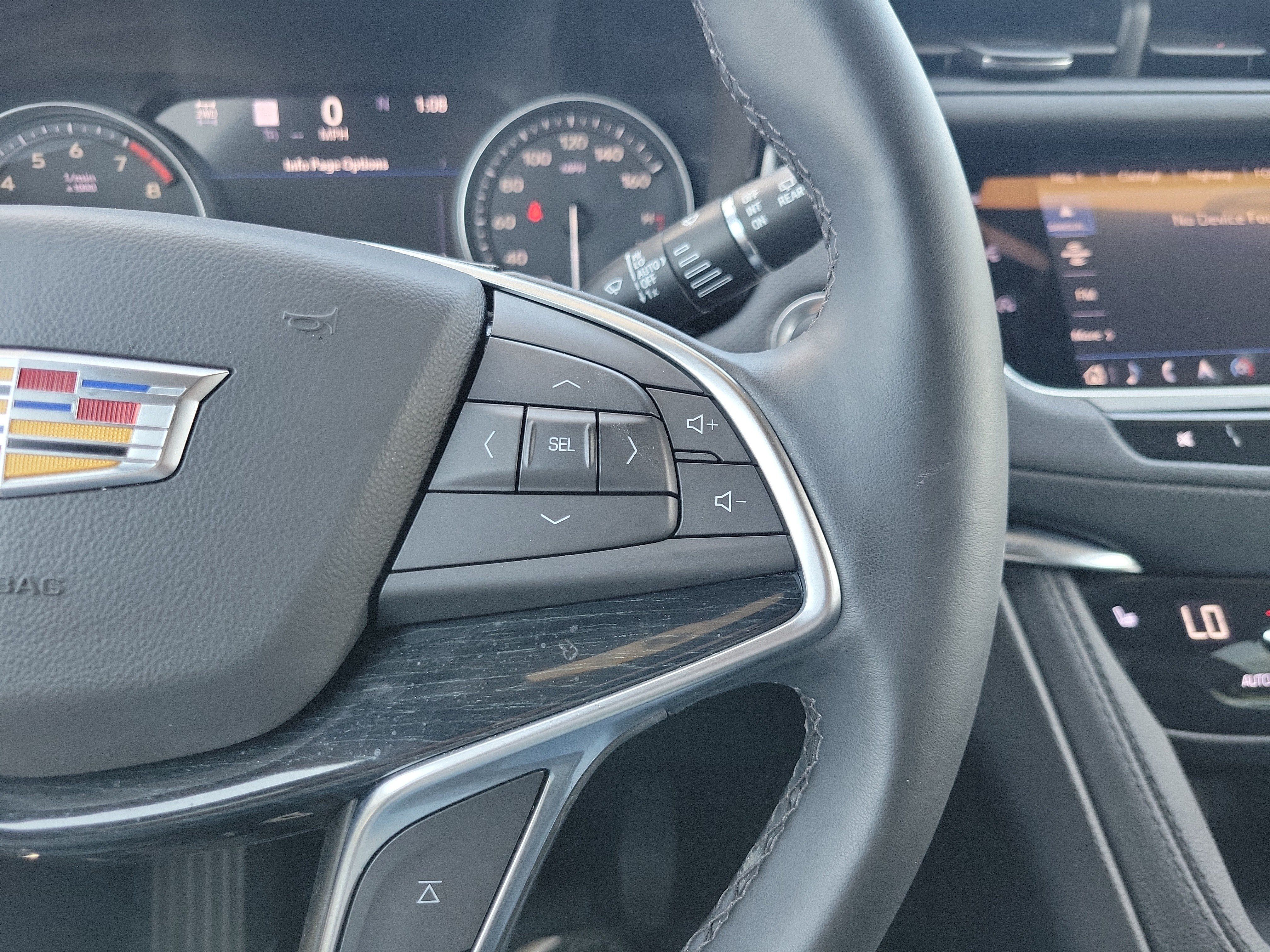 Certified 2025 Cadillac XT5 Premium Luxury w/ Technology Package AWD/4WD image 29
