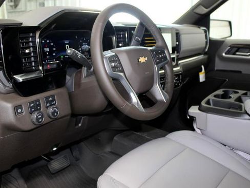 New 2025 Chevrolet Silverado 1500 LT image 11