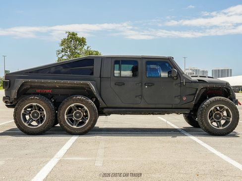 Used 2021 Jeep Gladiator Sport AWD/4WD image 9