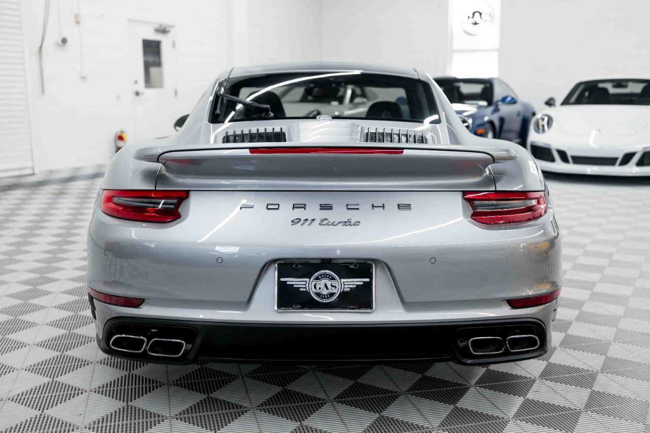 Used 2017 Porsche 911 4 Coupe AWD/4WD image 9