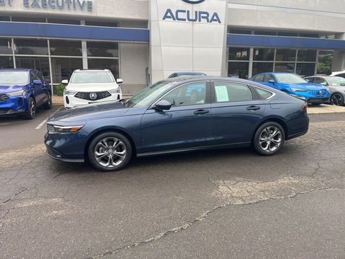 Used 2024 Honda Accord EX image 39