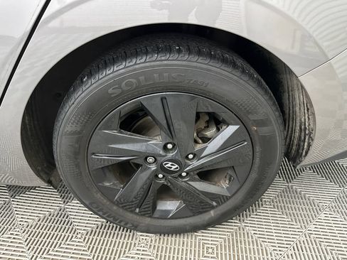 Used 2021 Hyundai Elantra SEL w/ Convenience Package FWD image 18