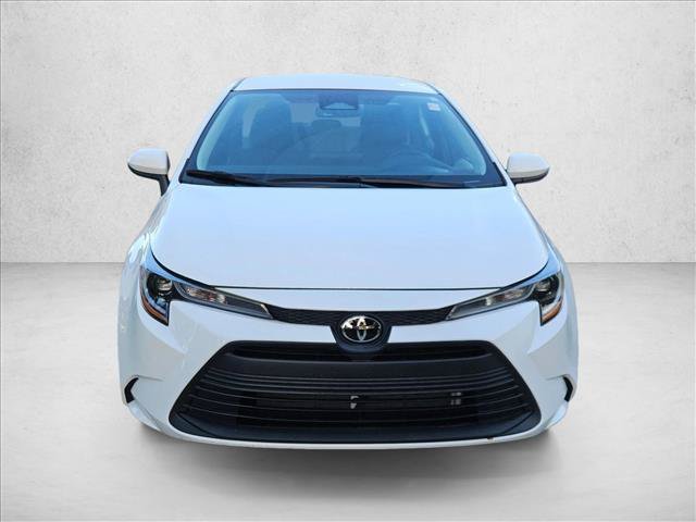 Used 2024 Toyota Corolla LE FWD image 2