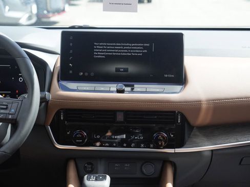 New 2026 Nissan Rogue Platinum AWD/4WD image 21