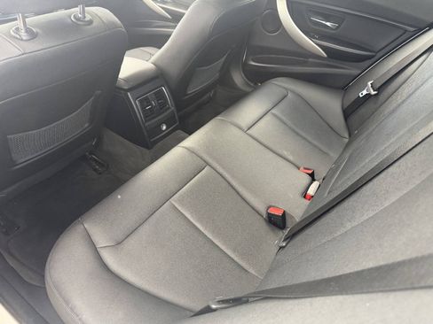 Used 2018 BMW 320i xDrive Sedan AWD/4WD image 20