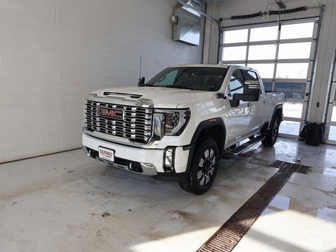 New 2025 GMC Sierra 2500 Denali w/ Denali Reserve Package image 6