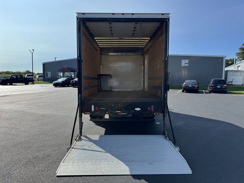 Used 2021 Ford E-450 and Econoline 450 Super Duty w/ Power Windows & Locks Group image 10