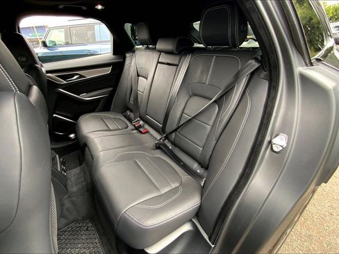 New 2026 Jaguar F-PACE R-Dynamic S image 11