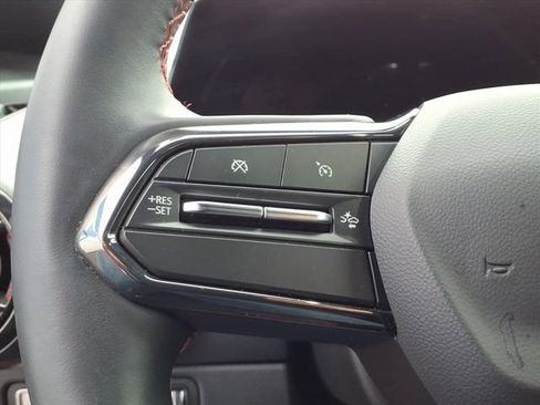 Used 2024 Chevrolet Equinox EV RS image 15