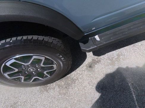 Used 2023 Ford Bronco Big Bend image 11