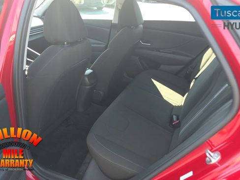 Used 2022 Hyundai Elantra SEL w/ Cargo Package FWD image 24