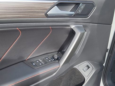 Used 2024 Volkswagen Tiguan Wolfsburg Edition image 28