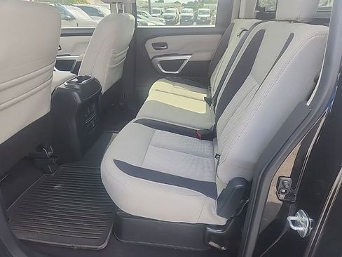 Used 2021 Nissan Titan SV w/ SV Convenience Package AWD/4WD image 26
