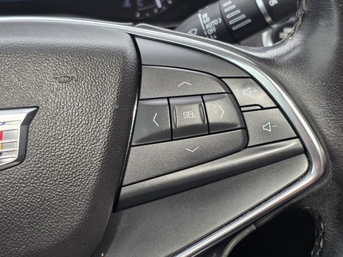 Used 2019 Cadillac XT5 Luxury image 12