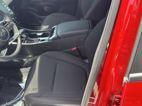 Certified 2024 Hyundai Tucson SEL FWD image 17
