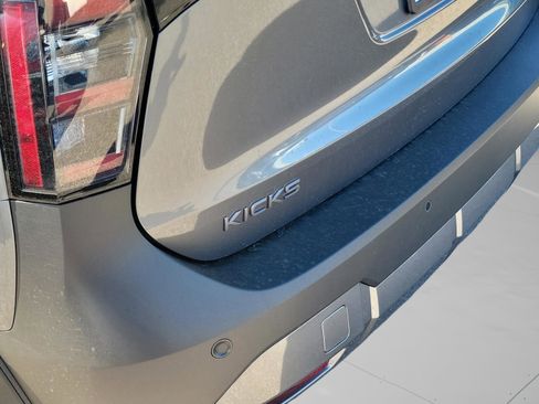 New 2026 Nissan Kicks S image 5