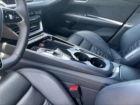 Used 2023 Audi RS e-tron GT w/ Carbon Performance Package AWD/4WD image 14