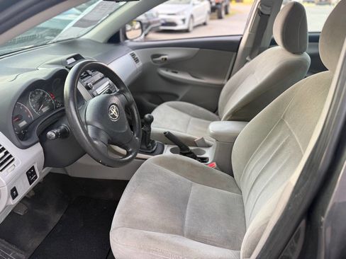 Used 2013 Toyota Corolla L image 10