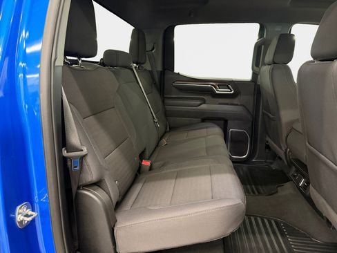 Used 2025 Chevrolet Silverado 1500 LT AWD/4WD image 11