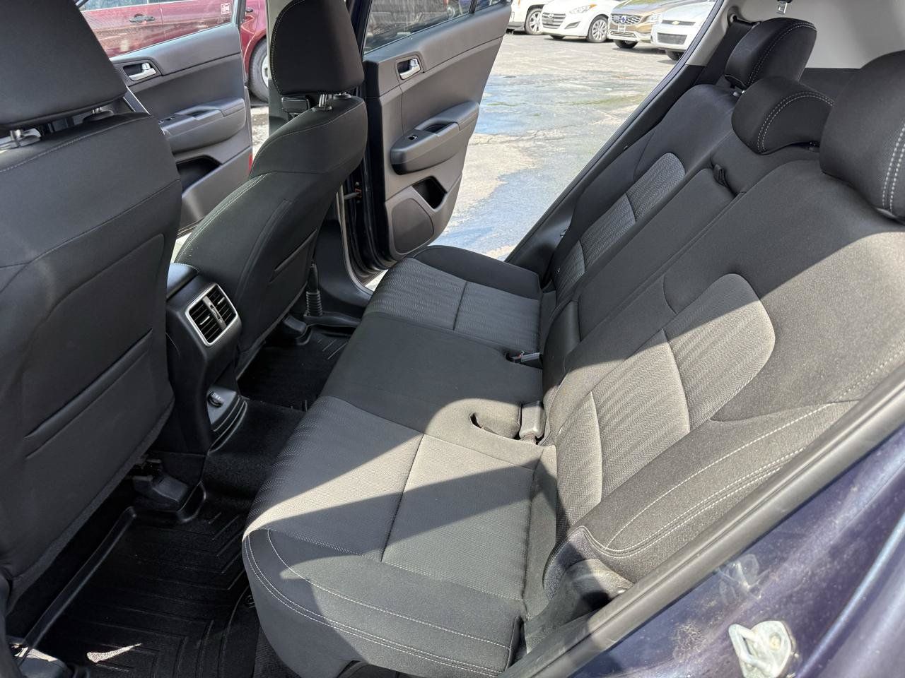 Used 2019 Kia Sportage LX FWD image 27