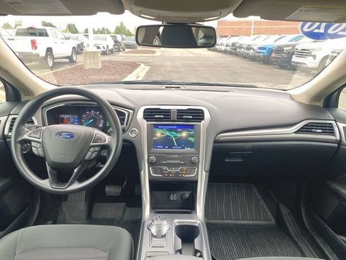 Used 2020 Ford Fusion SE AWD/4WD image 20
