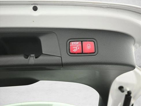 Certified 2026 Mercedes-Benz GLA 250 4MATIC image 25