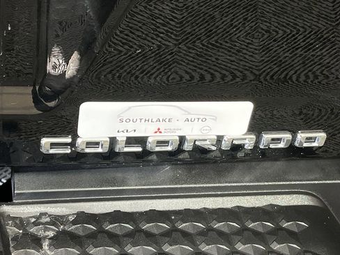 Used 2023 Chevrolet Colorado W/T image 26