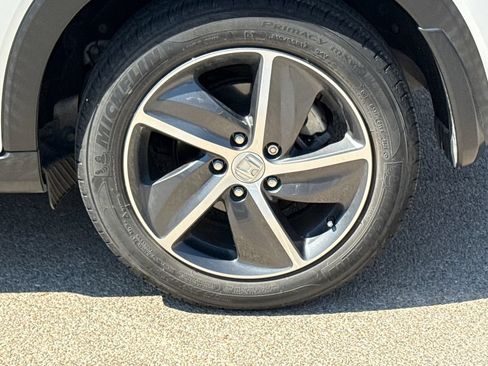 Used 2021 Honda HR-V EX image 9