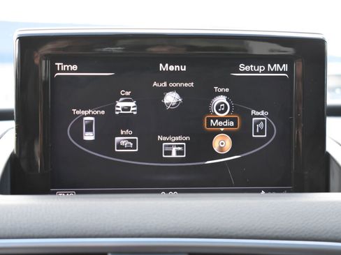 Used 2017 Audi Q3 2.0T Prestige w/ Prestige Package image 22