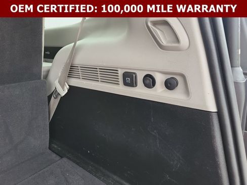 Certified 2022 Jeep Wagoneer Series II AWD/4WD image 13